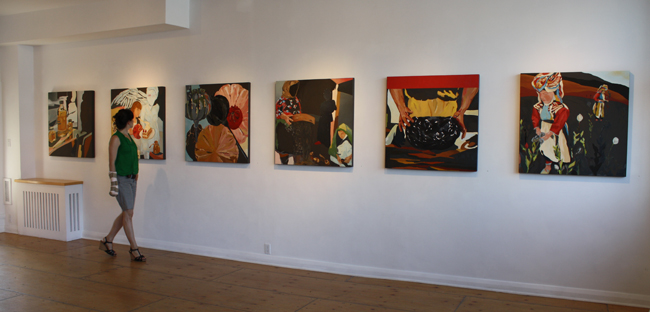 exposition Offrandes, 2009 - installation tableaux à l'huile.  92 cm x 92 cm chacun.